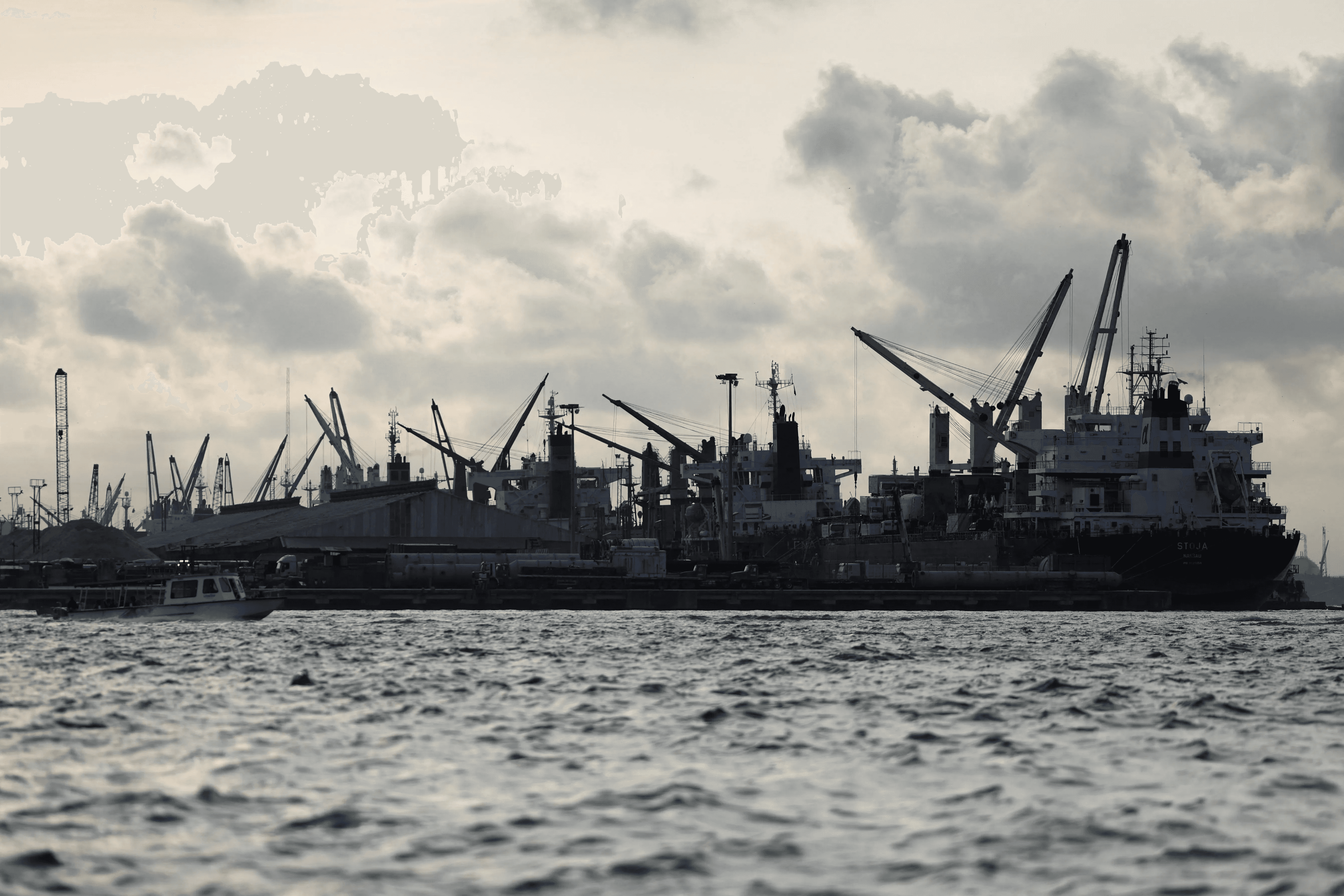 يعلن صندوق النقد الدولي أنه على اتصال بالسنغال على الرغم من تعليق التمويل سابقًا